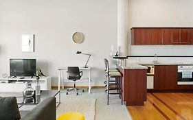 Relaxing Sea Wharf View Apartment